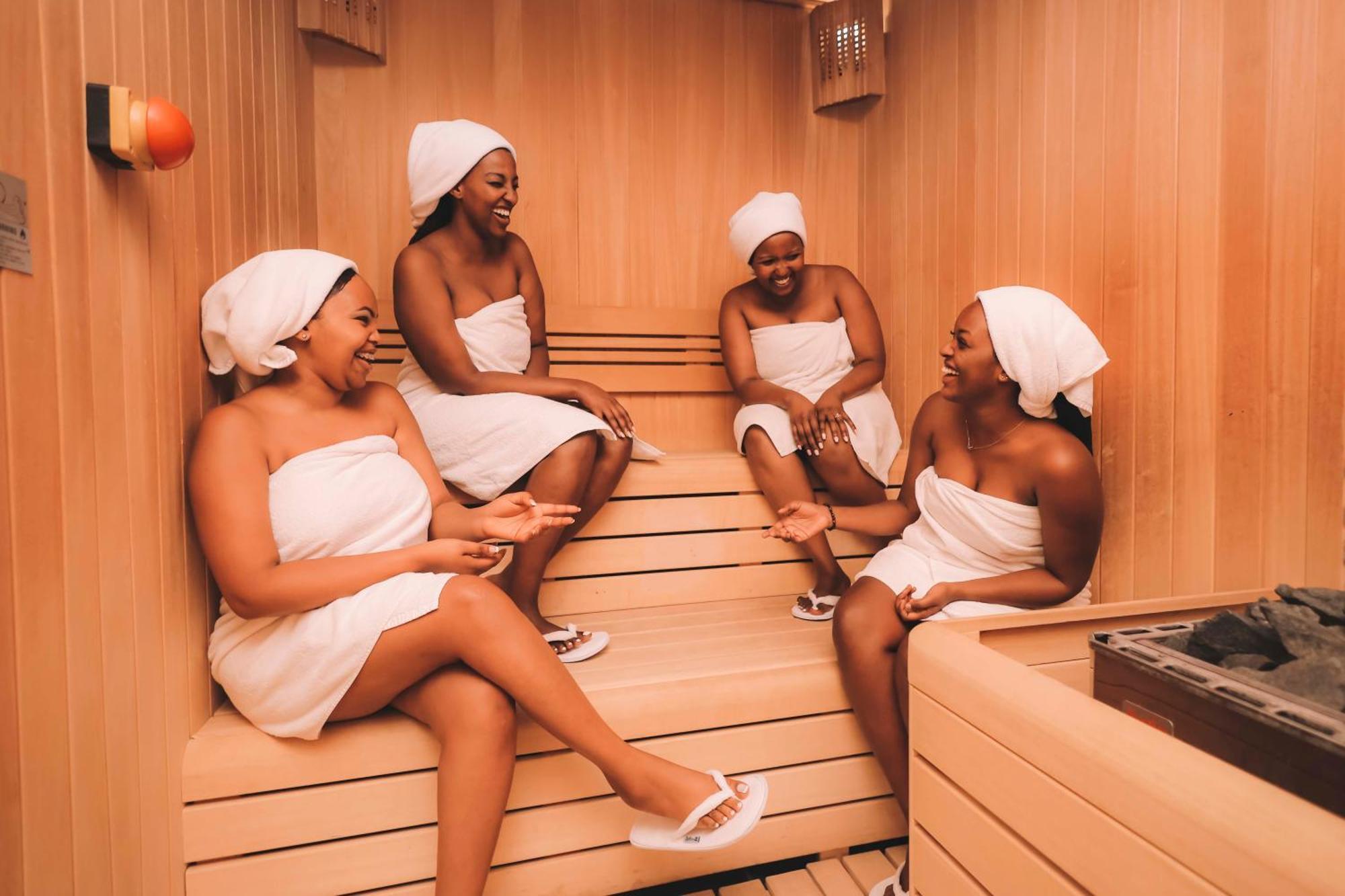 Radisson Blu Hotel & Convention Centre キガリ エクステリア 写真 Sauna