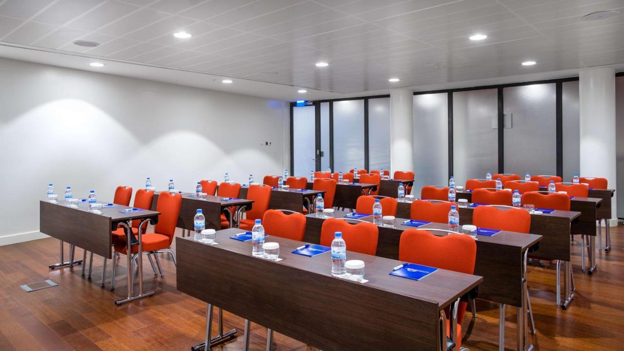 Radisson Blu Hotel & Convention Centre キガリ エクステリア 写真 Meeting room