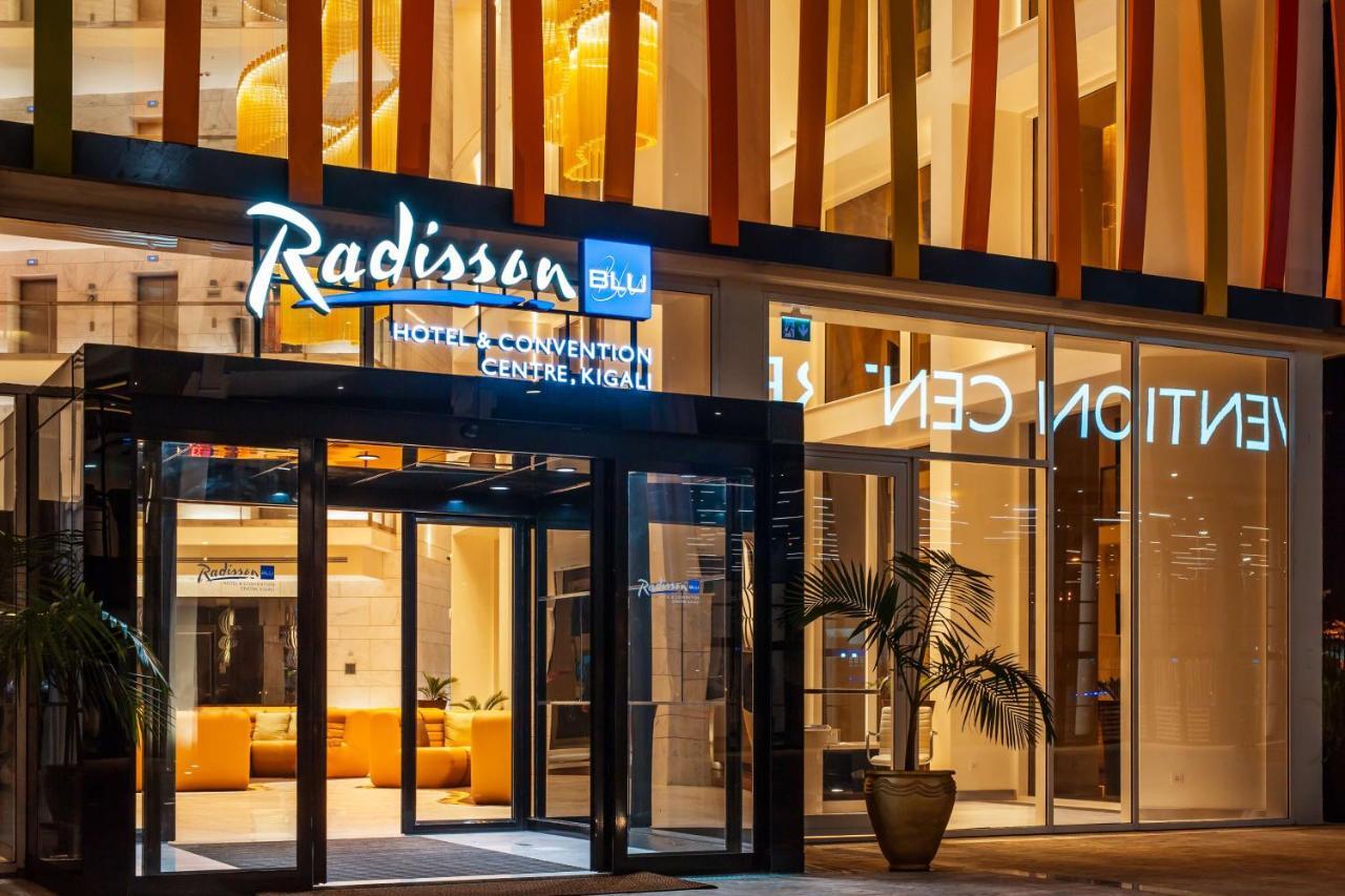 Radisson Blu Hotel & Convention Centre キガリ エクステリア 写真 Radisson Blu Hotel, Belgrade